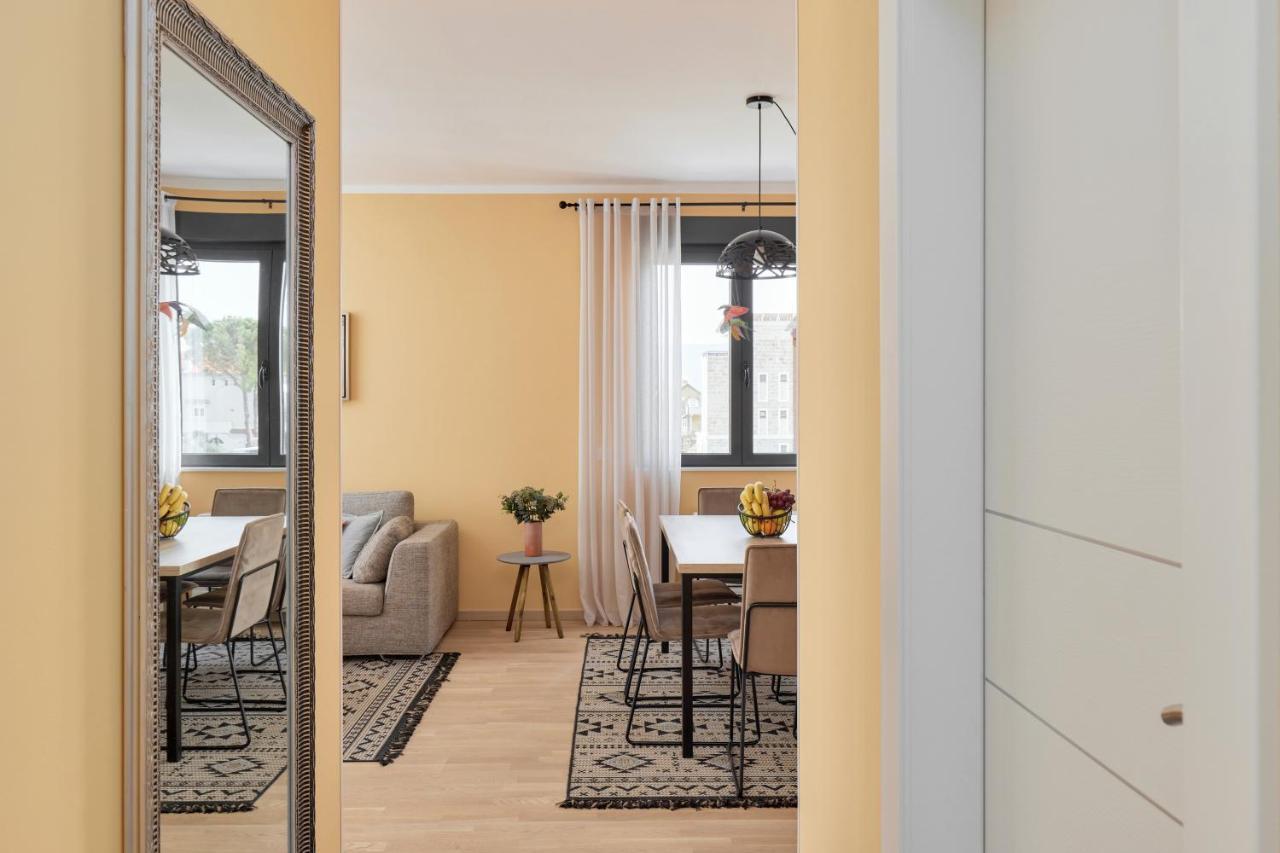 Premium-Designed Apartments Тиват Екстериор снимка