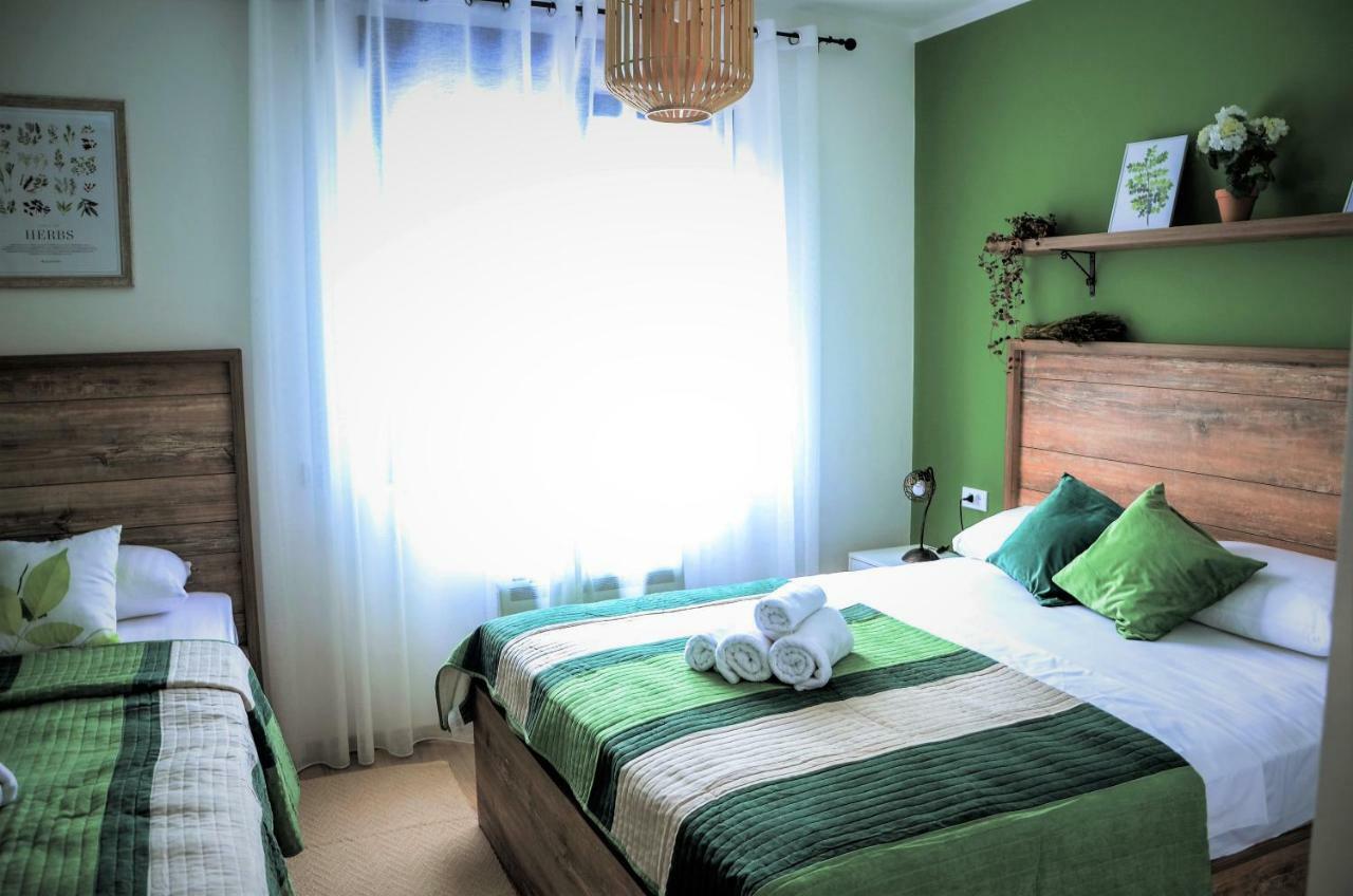 Premium-Designed Apartments Тиват Екстериор снимка